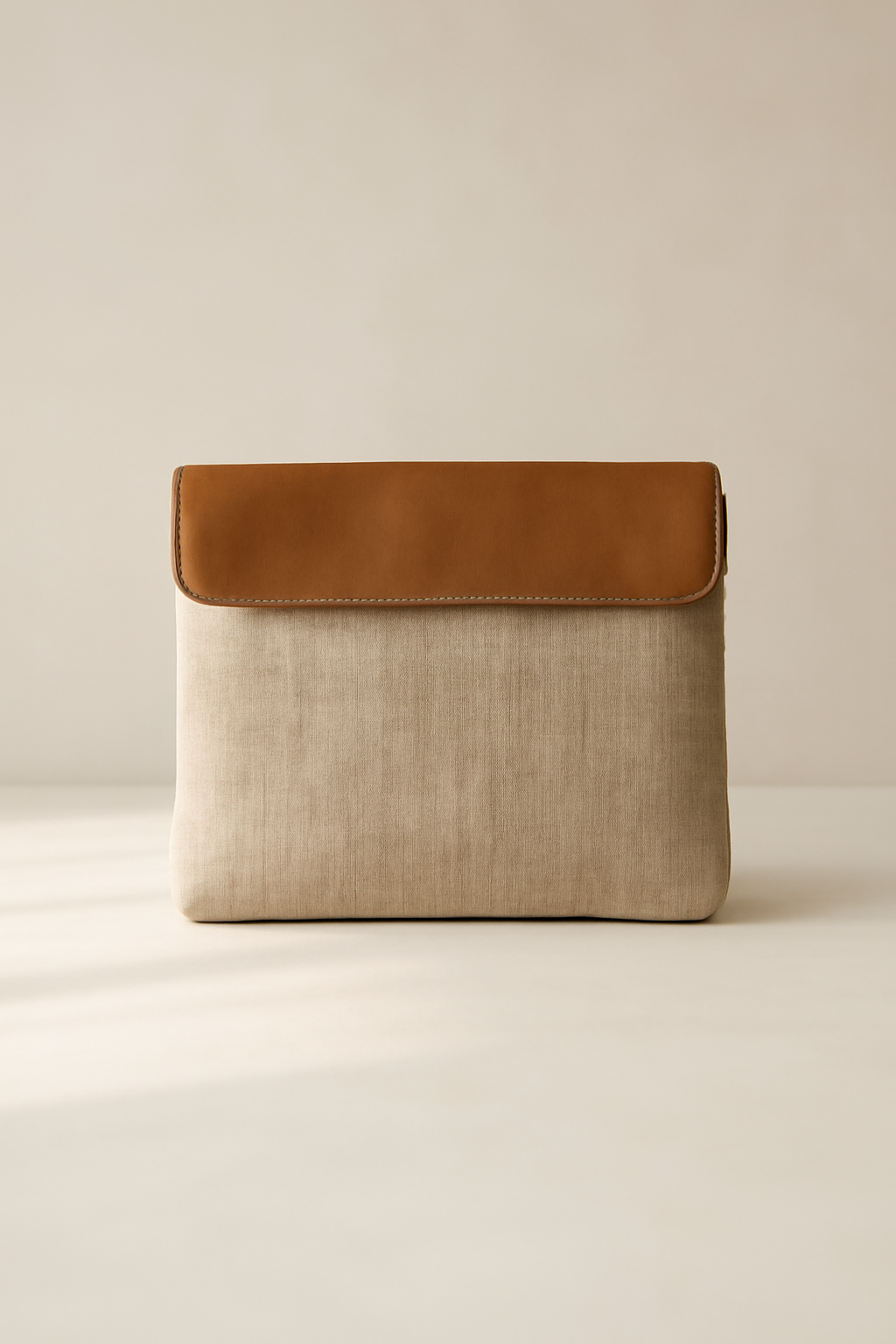 Aegean Zip-Top Linen Leather Clutch