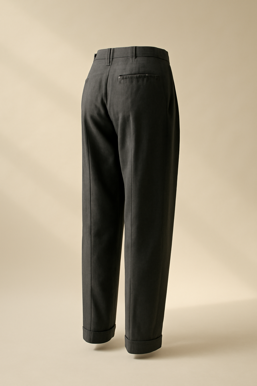Coastal Cropped Organic Pleated Trousers