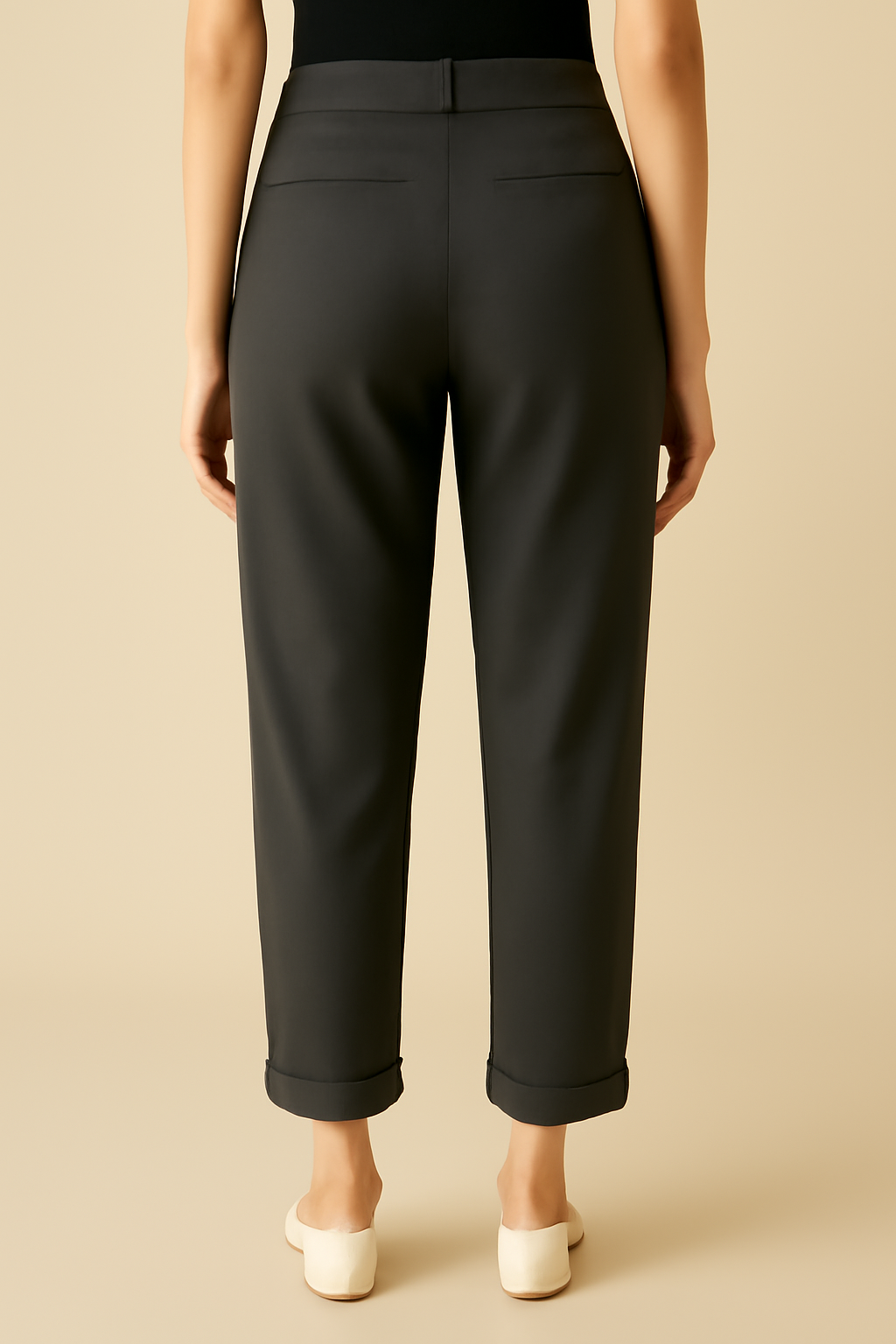 Coastal Cropped Organic Pleated Trousers