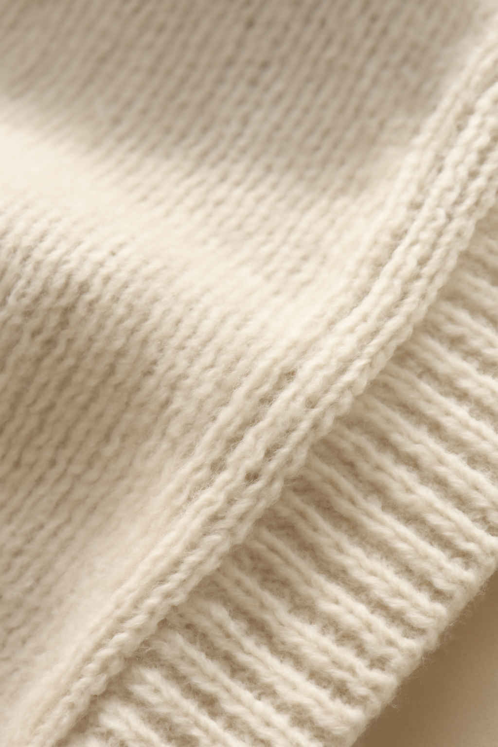 Coastal Fine-Gauge Wool Crewneck Sweater
