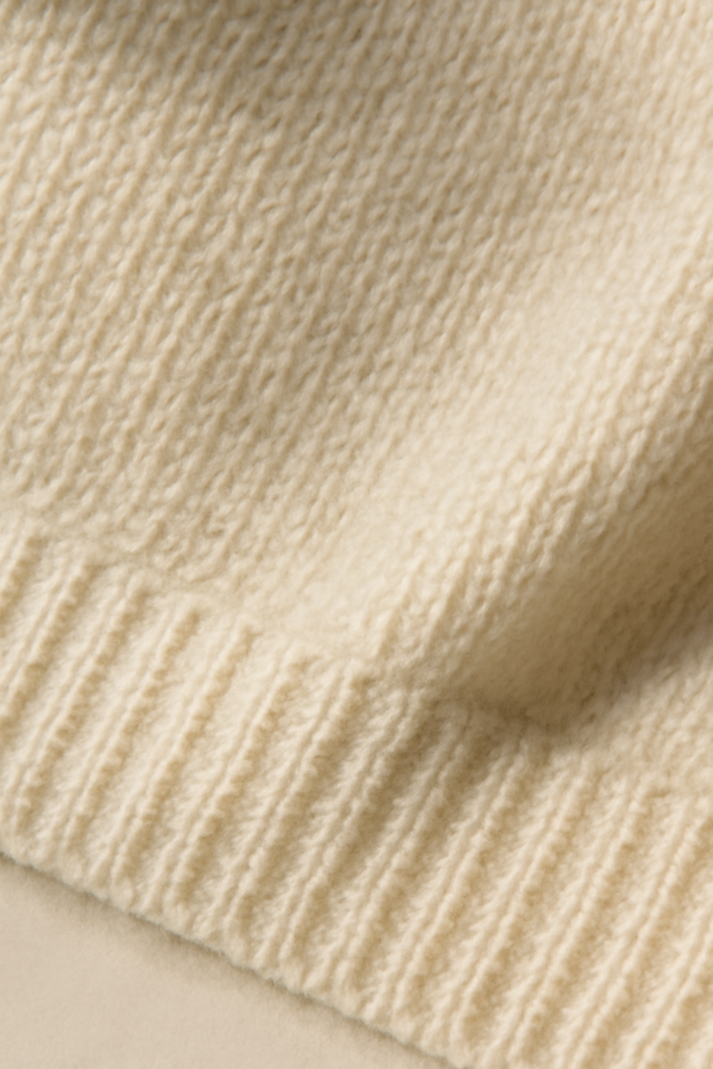 Dune Cable-Knit Wool Turtleneck Sweater