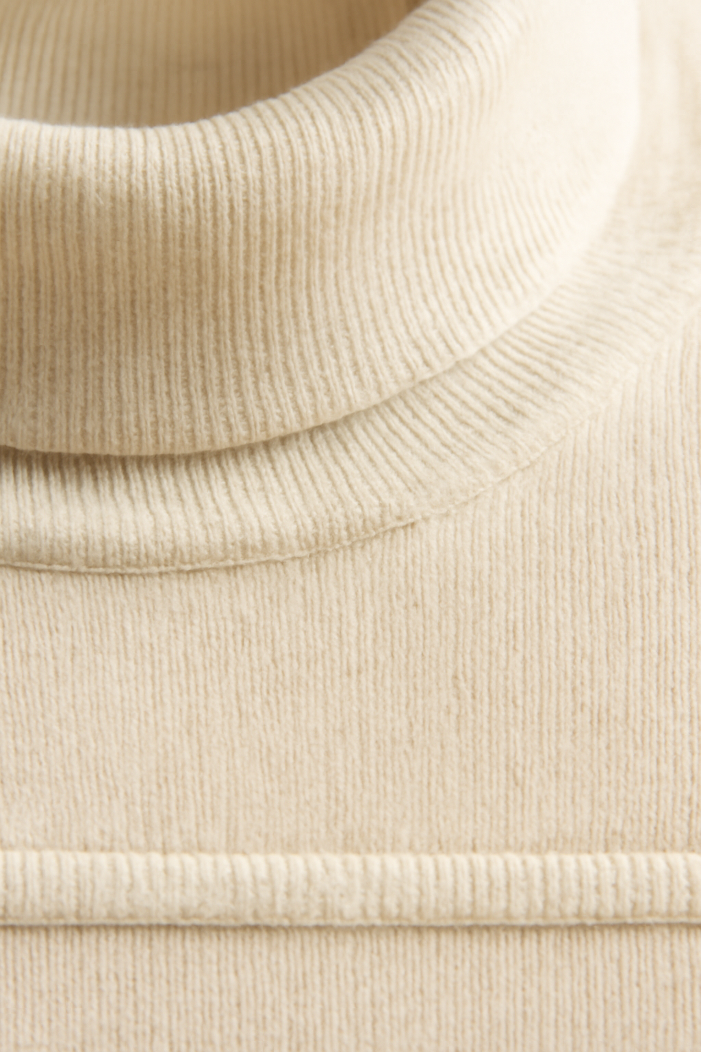 Levant Fine-Gauge Organic Turtleneck Sweater