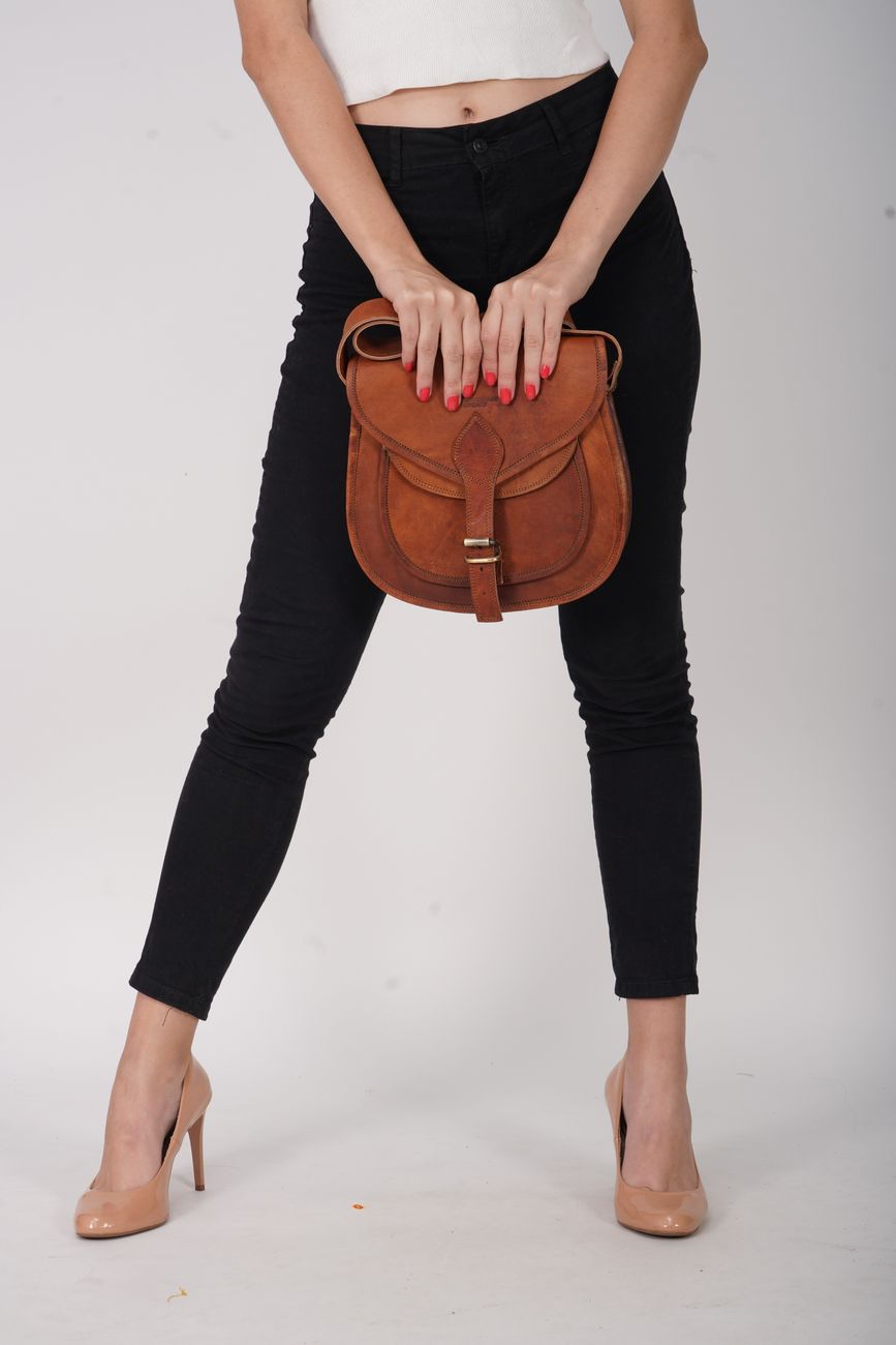 cove-leather-leather-clutch-1131