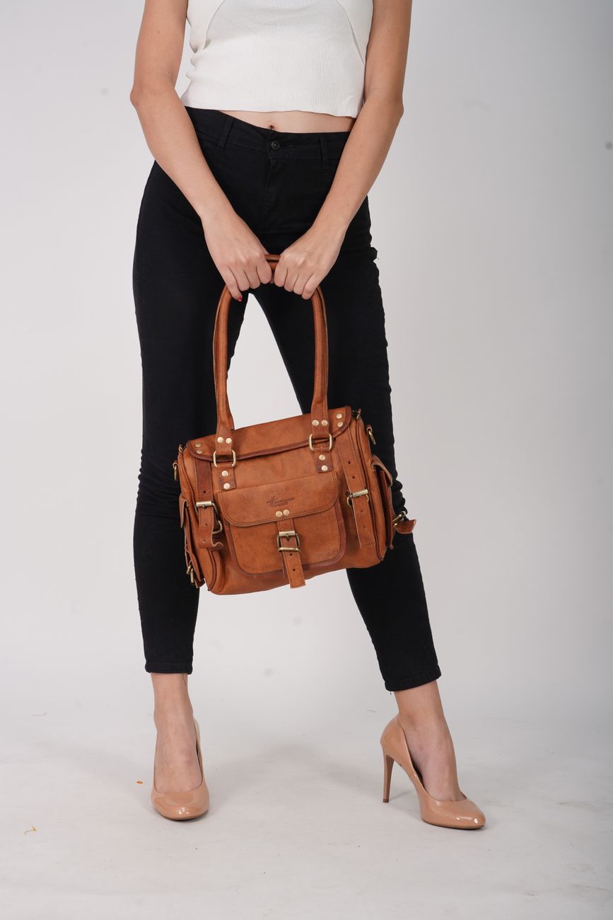 cove-leather-leather-clutch-1131