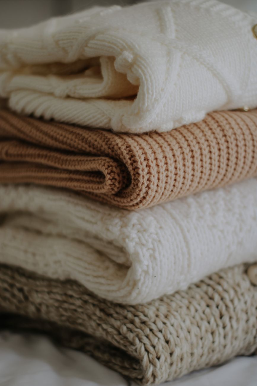 azure-wool-crewneck-sweater-1057