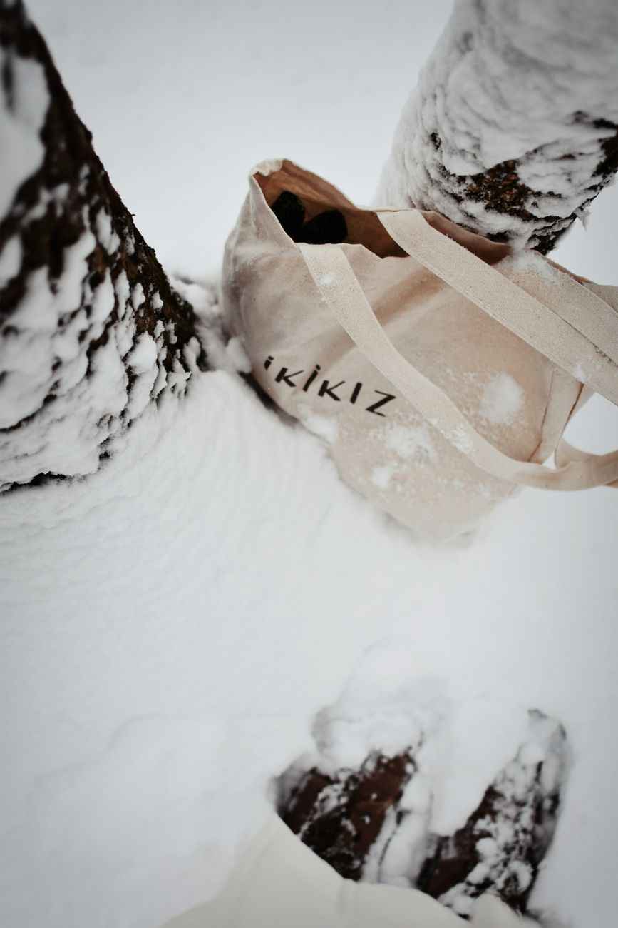 Cove Leather Leather Clutch