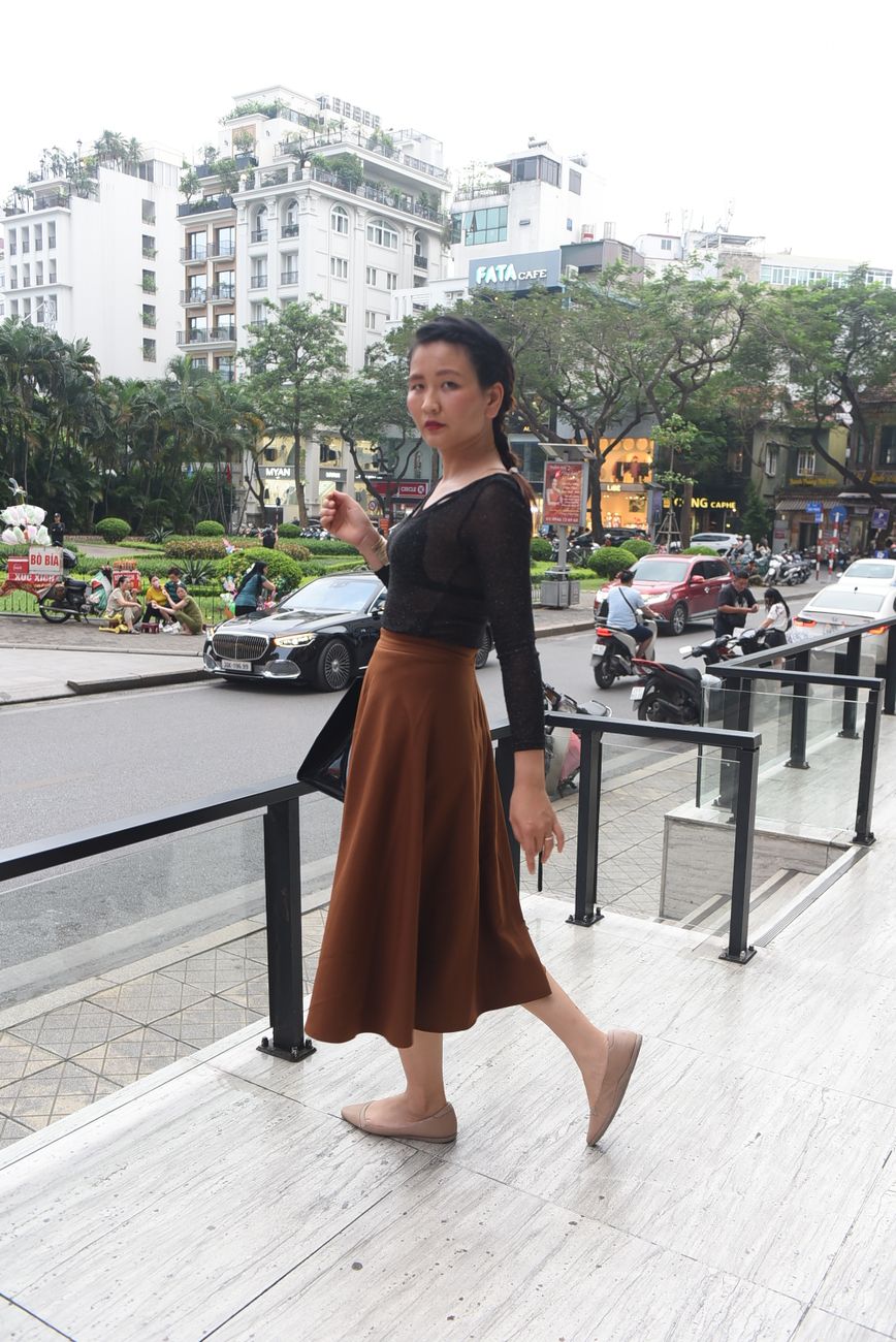 Levant Viscose Pencil Skirt
