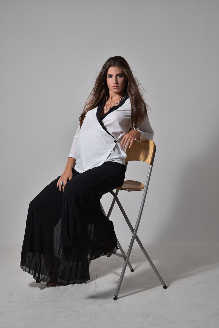harbor-viscose-v-neck-blouse-1024