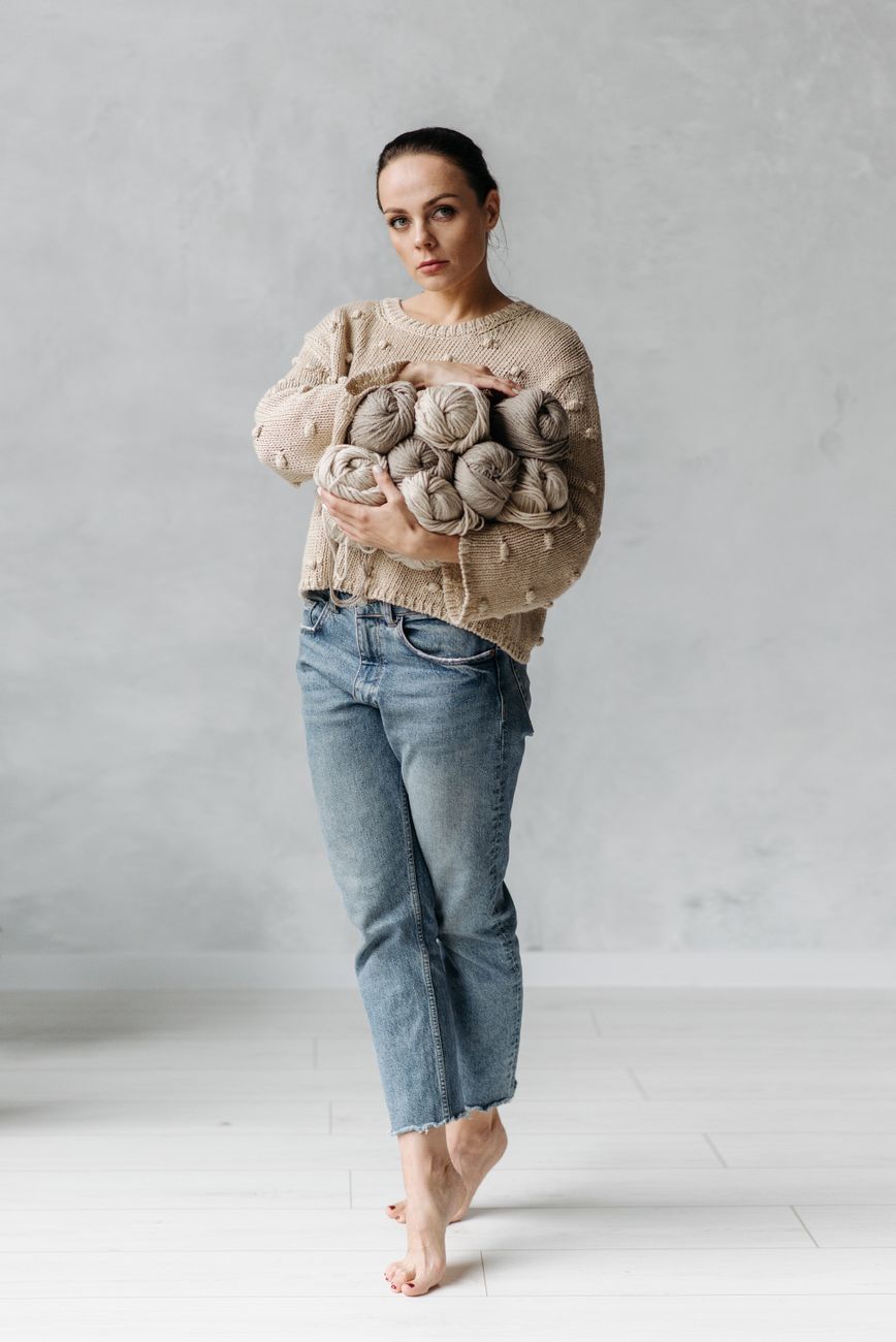 azure-organic-v-neck-sweater-1052